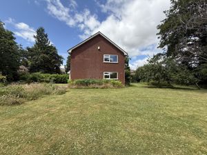 Photo 8- click for photo gallery